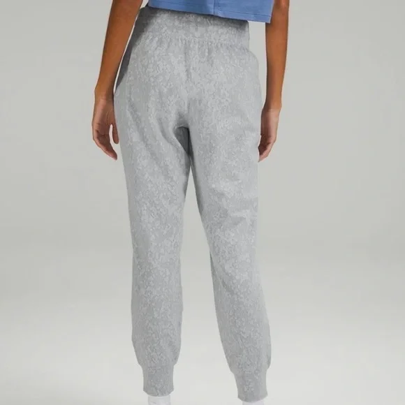 Lululemon Ready to Rulu Classic-Fit High-Rise Jogger Full length - Picture 3 of 9